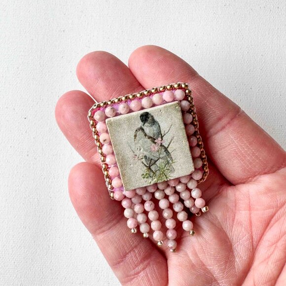 Handmade Pink Beaded Bird Brooch Vintage Style Statement Pin - Picture 8 of 13